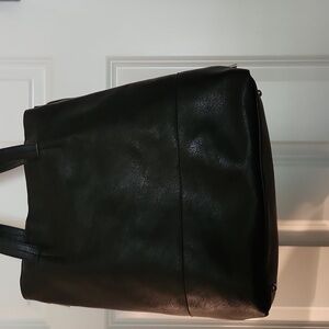 NWOT Forever 21 large expandable faux leather bag
